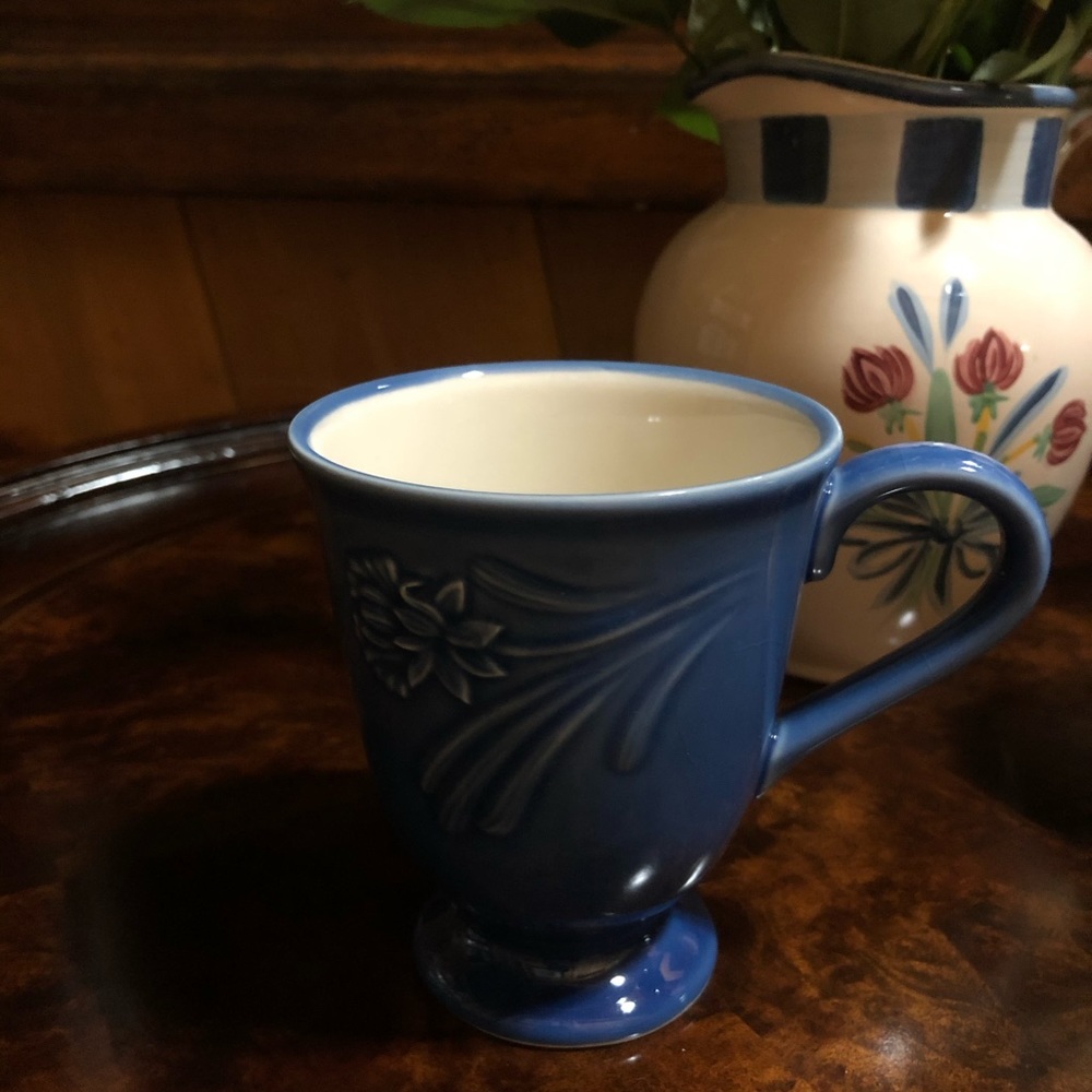 One Lenox Poppies Rainbow Yellow Mug - Picture 4 of 4